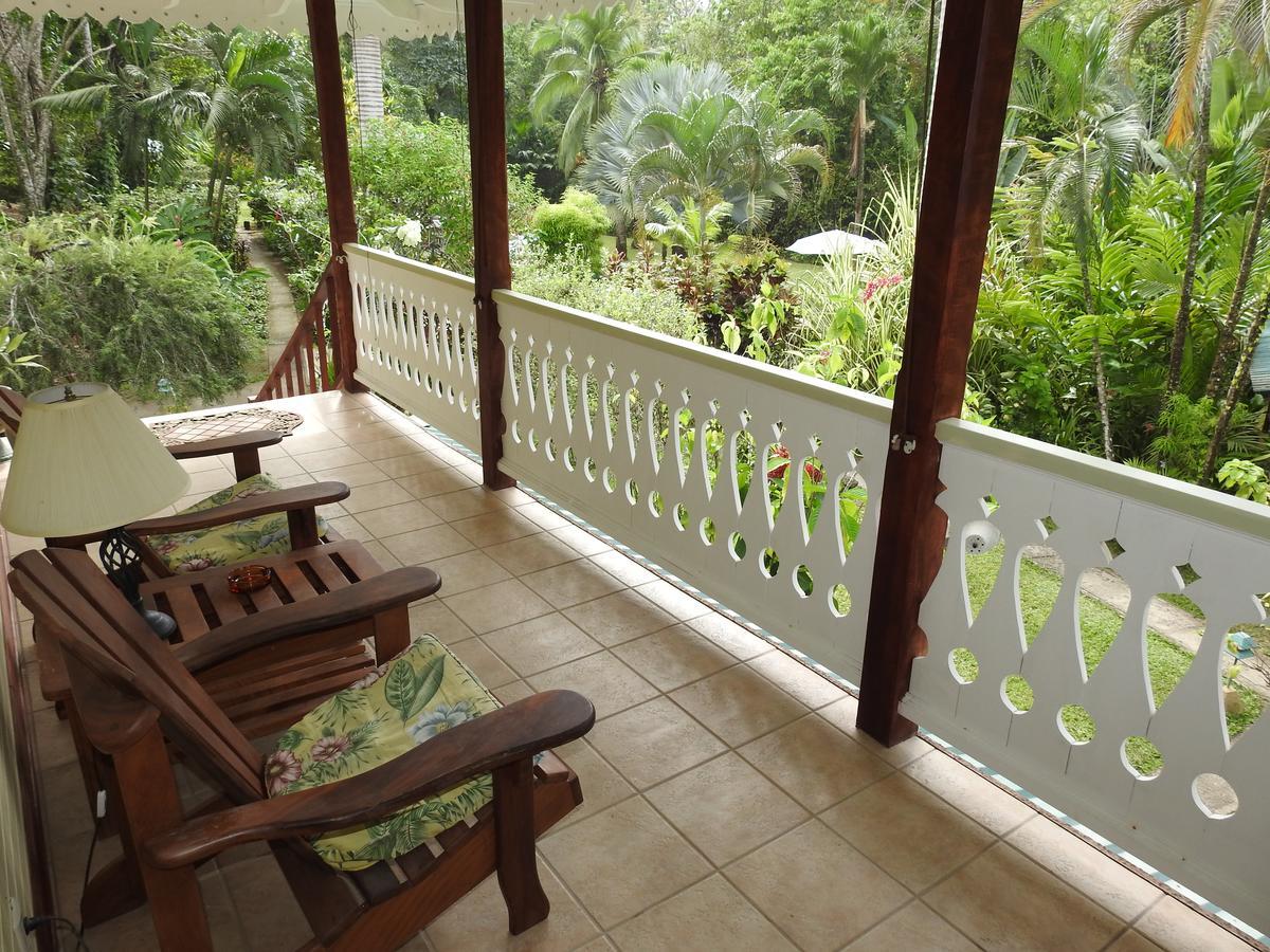 Playa Negra Guesthouse Cahuita Exterior photo