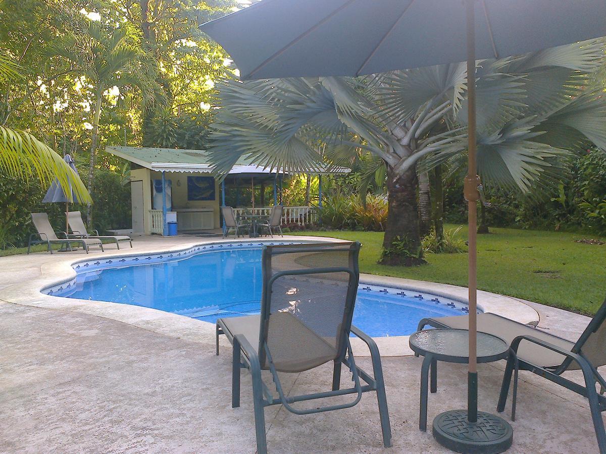 Playa Negra Guesthouse Cahuita Exterior photo