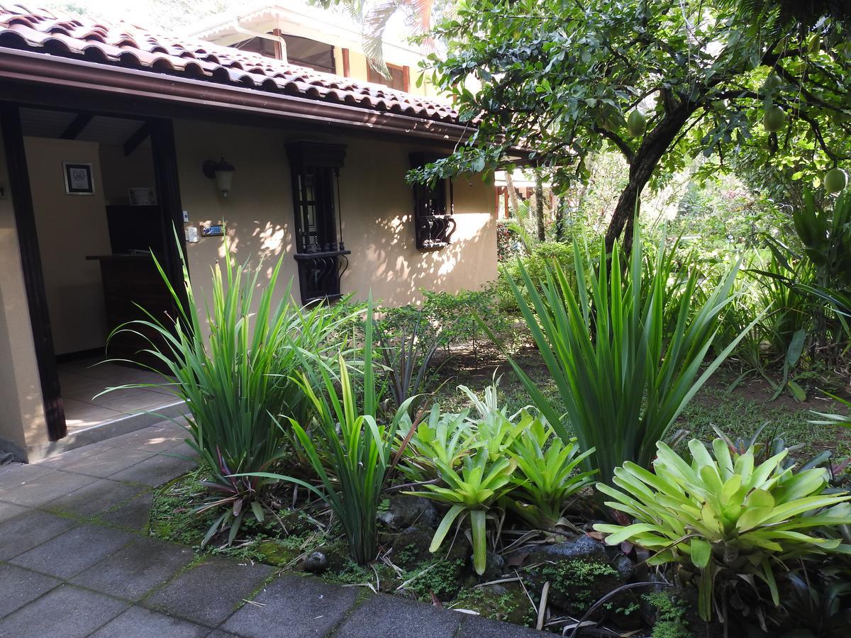 Playa Negra Guesthouse Cahuita Exterior photo
