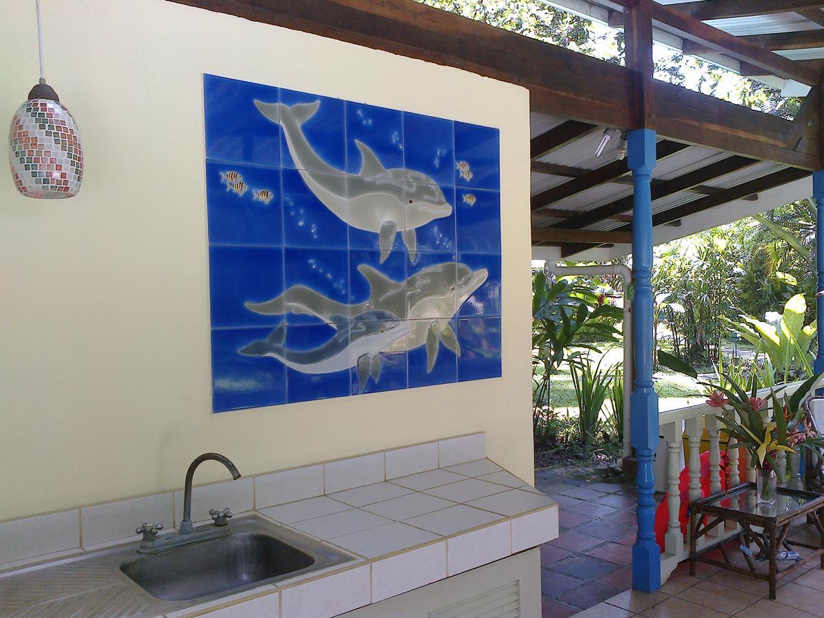 Playa Negra Guesthouse Cahuita Exterior photo