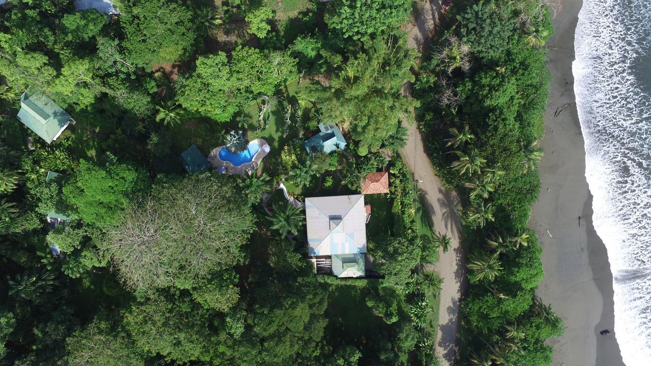 Playa Negra Guesthouse Cahuita Exterior photo