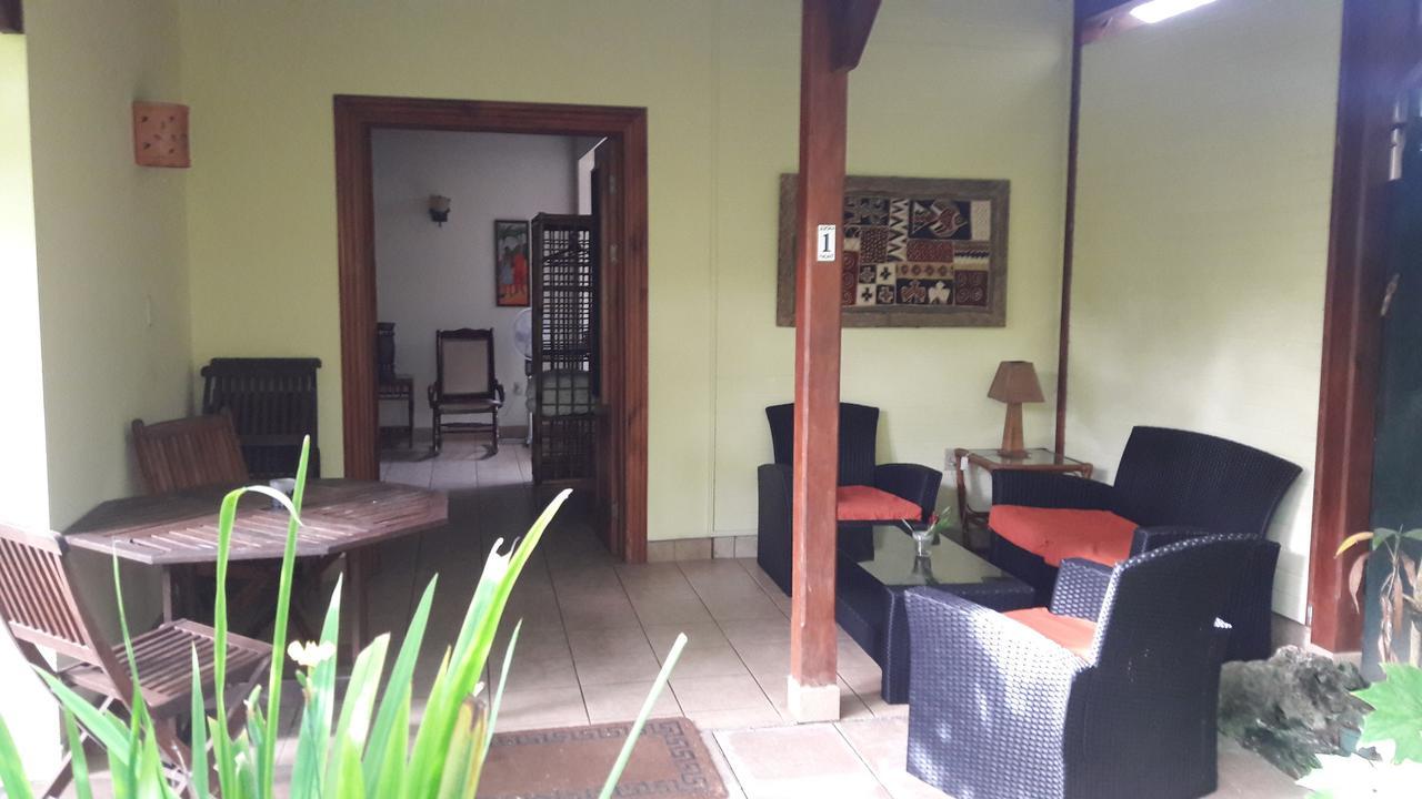 Playa Negra Guesthouse Cahuita Exterior photo